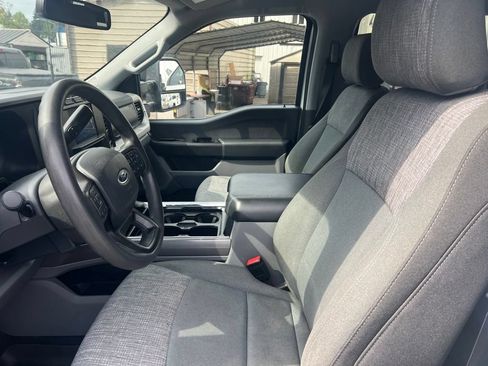 Used 2023 Ford F350 XLT AWD/4WD image 9
