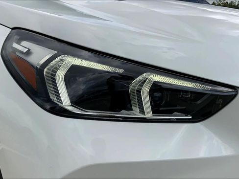 Used 2023 BMW X1 xDrive28i AWD/4WD image 27