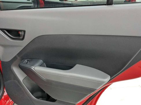 Certified 2025 Subaru Crosstrek 2.0i Premium image 17