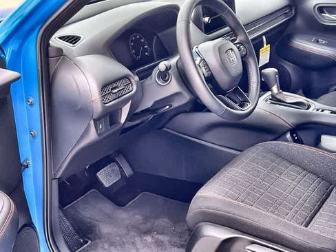 Certified 2026 Honda HR-V Sport image 3