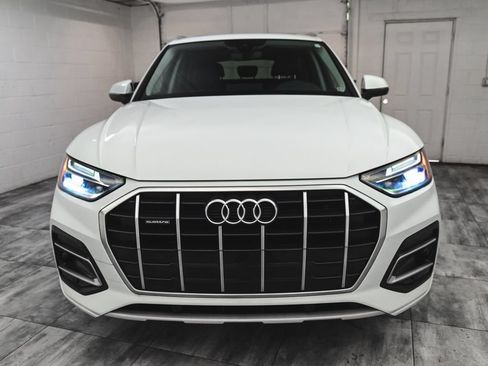 Used 2023 Audi Q5 2.0T Premium w/ Convenience Package AWD/4WD image 2