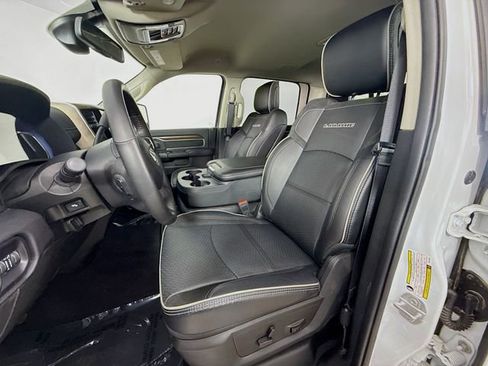 Used 2024 RAM 2500 Laramie image 21