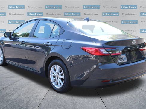 Used 2025 Toyota Camry LE FWD image 8
