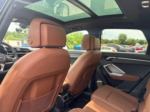 Used 2025 Audi Q3 2.0T Premium AWD/4WD image 17