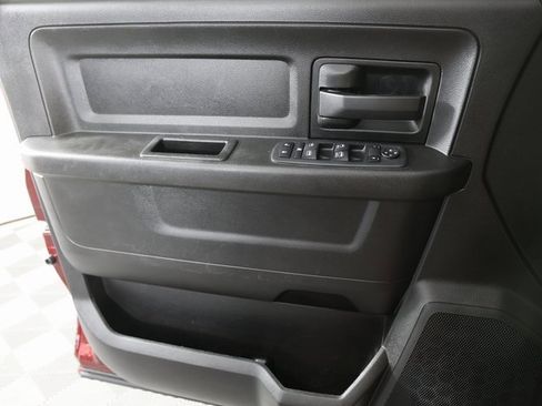 Used 2019 RAM 1500 Express w/ Express Value Package image 23