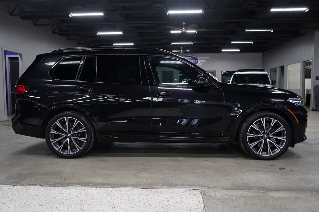 Used 2022 BMW X7 M50i w/ Executive Package AWD/4WD image 6