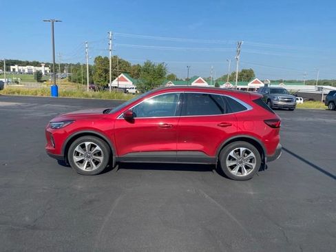 Used 2023 Ford Escape Platinum AWD/4WD image 2