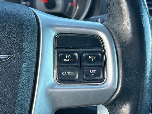 Used 2011 Chrysler 200 Touring w/ Cold Weather Group image 15