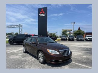 Used 2013 Chrysler 200 LX FWD video 1