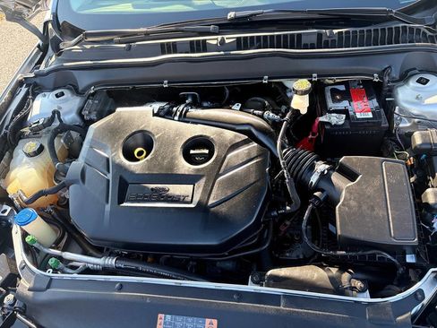 Used 2017 Ford Fusion Platinum image 20