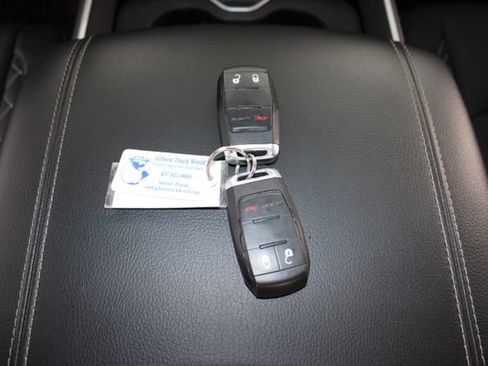 Used 2024 RAM 2500 Big Horn w/ Night Edition AWD/4WD image 28