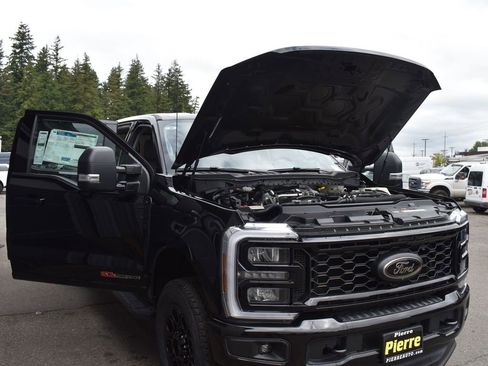 New 2025 Ford F350 XLT w/ Black Appearance Package image 26