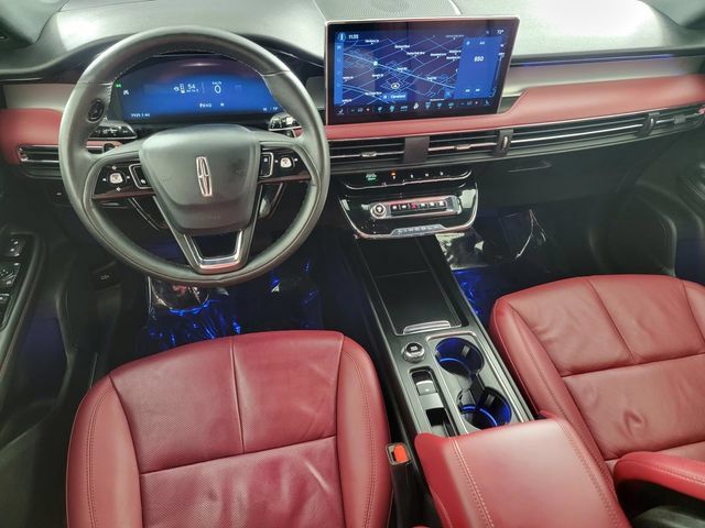 Used 2025 Lincoln Corsair Reserve AWD/4WD image 31