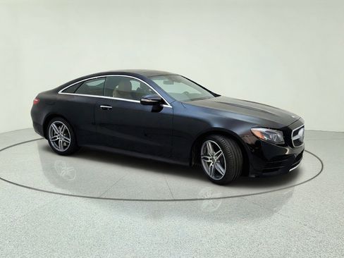 Used 2018 Mercedes-Benz E 400 Coupe image 5