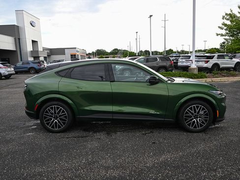 Used 2025 Ford Mustang Mach-E Premium AWD/4WD image 3