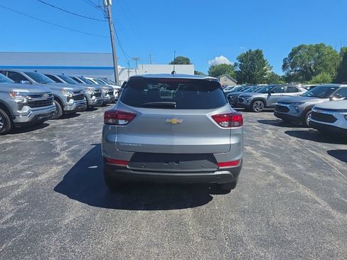 New 2026 Chevrolet TrailBlazer LS w/ LS Convenience Package FWD image 6