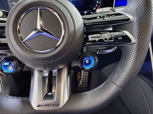 Used 2025 Mercedes-Benz S 63 AMG S image 22