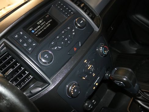 Used 2019 Ford Ranger XL w/ Equipment Group 101A Mid RWD image 28