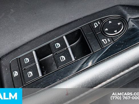 Used 2024 MAZDA MAZDA3 s image 47