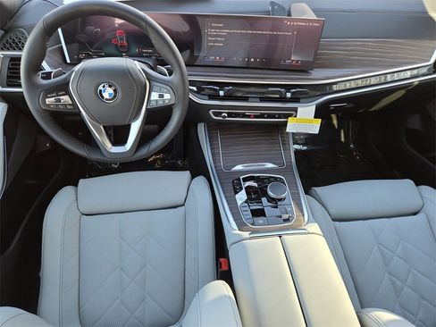 New 2026 BMW X5 xDrive50e w/ Premium Package image 27