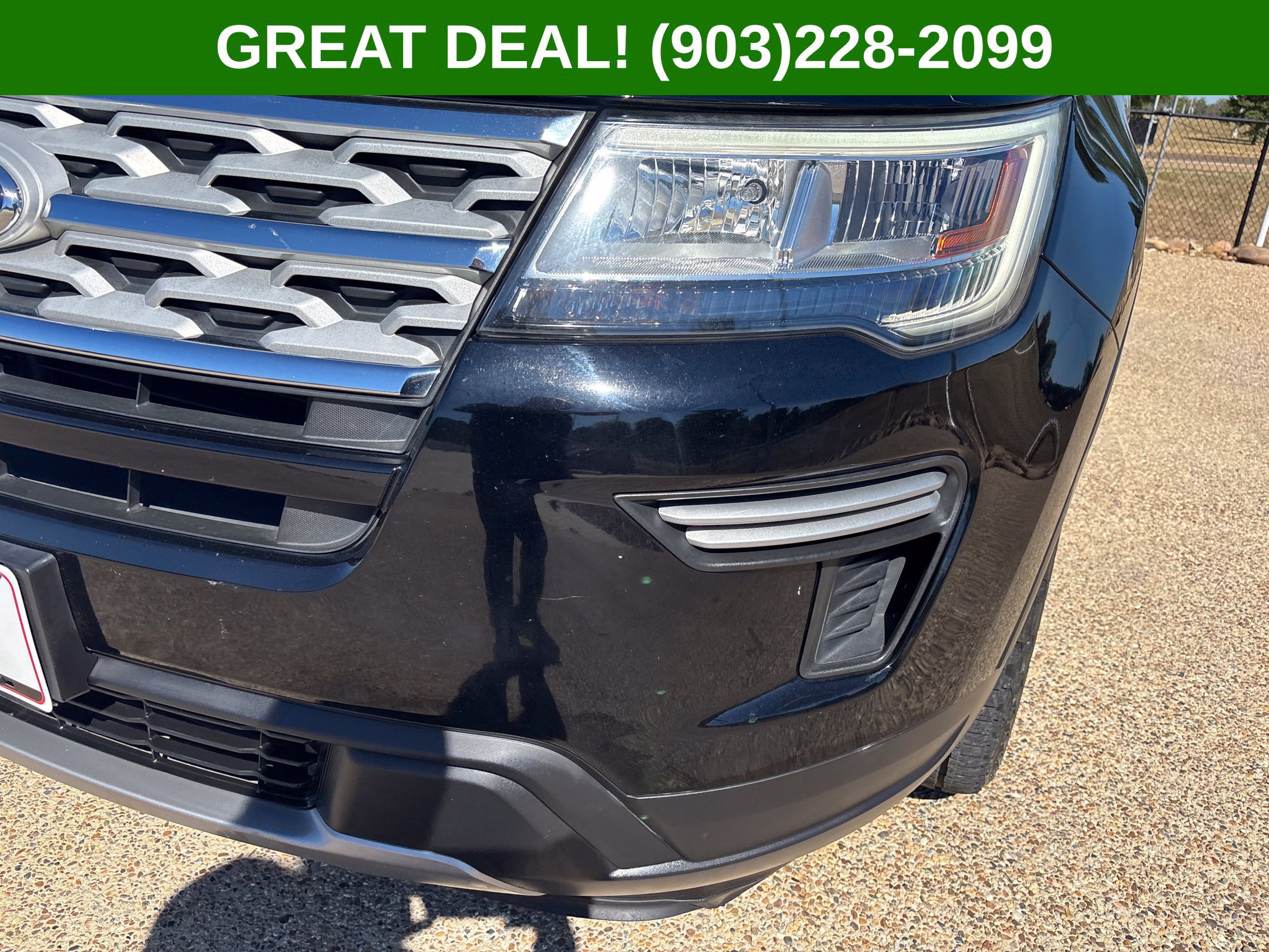 Used 2018 Ford Explorer XLT FWD image 4