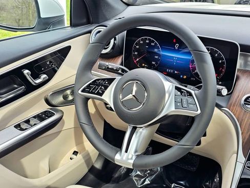 New 2026 Mercedes-Benz GLC 300 4MATIC image 27