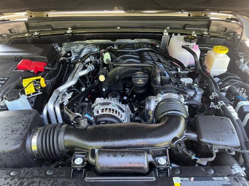 Used 2026 Jeep Gladiator Sport AWD/4WD image 20