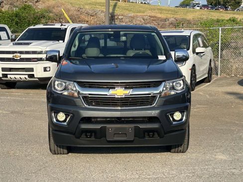 Used 2017 Chevrolet Colorado LT w/ Luxury Package, Chrome AWD/4WD image 2