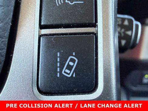 Used 2022 Toyota Tacoma SR5 w/ Technology Package image 21