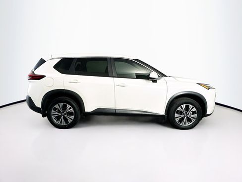 Used 2023 Nissan Rogue SV image 10