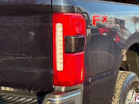 Used 2024 Ford F350 Lariat image 37