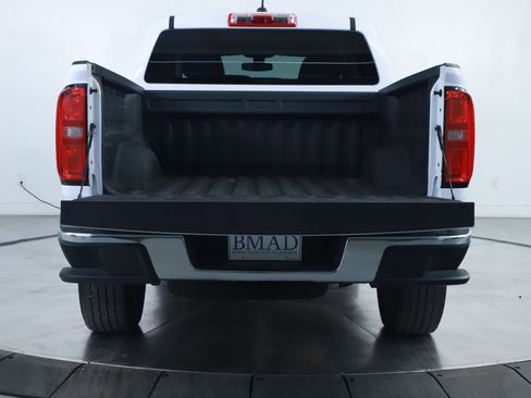 Used 2022 Chevrolet Colorado W/T RWD image 15