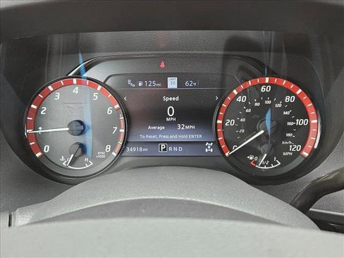 Used 2024 Nissan Titan PRO-4X w/ Pro-4x Convenience Package image 11