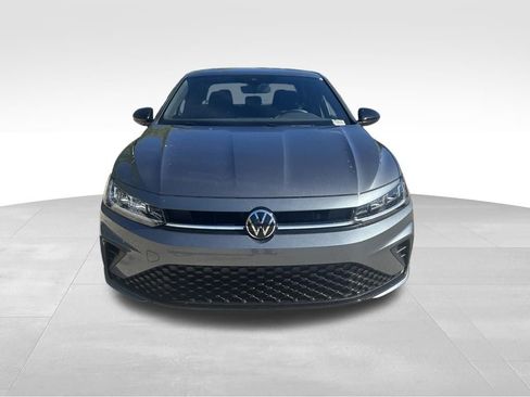 Used 2025 Volkswagen Jetta Sport image 8