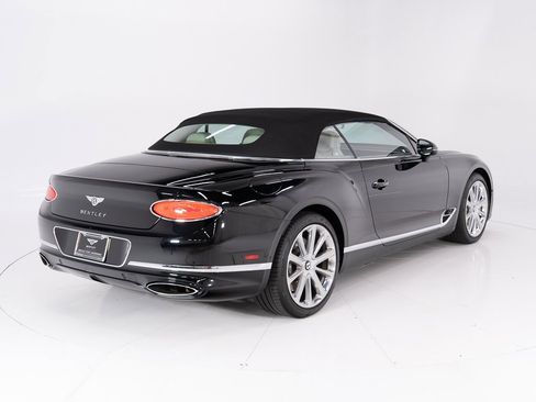 Used 2020 Bentley Continental GT image 14