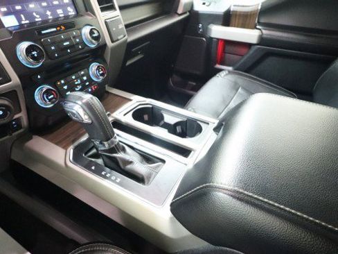 Used 2017 Ford F150 Lariat w/ Equipment Group 502A Luxury image 19