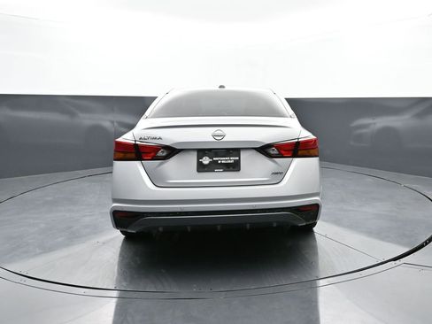 New 2026 Nissan Altima 2.5 SV AWD/4WD image 6