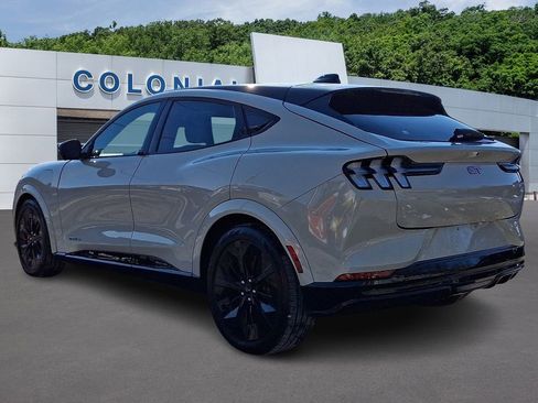 Certified 2025 Ford Mustang Mach-E GT image 4