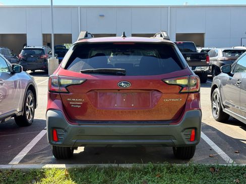 Used 2020 Subaru Outback Premium AWD/4WD image 5