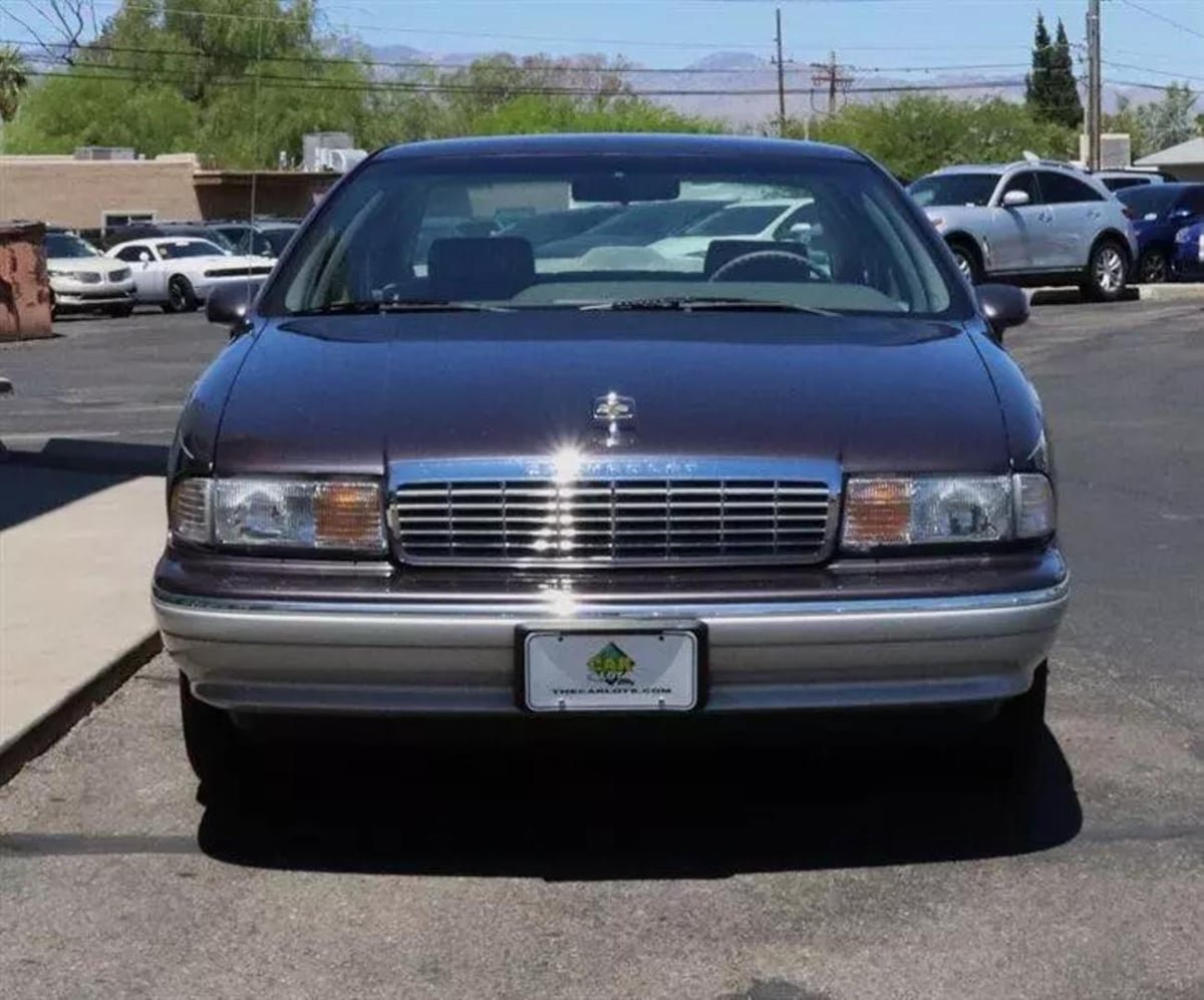 Used 1993 Chevrolet Caprice Classic RWD image 20