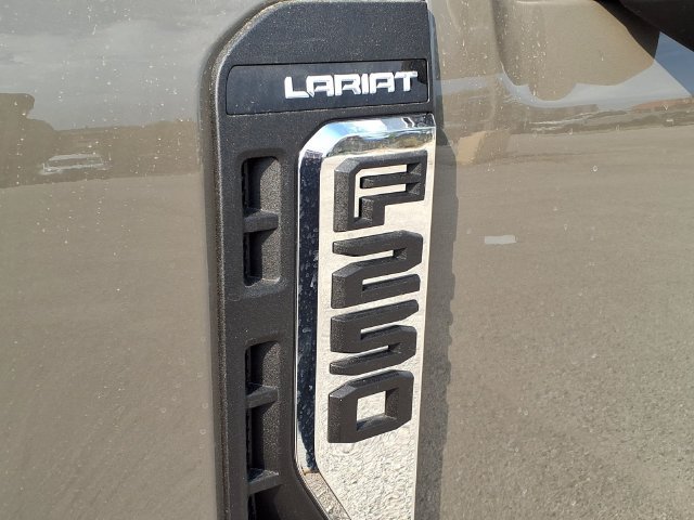 Used 2026 Ford F250 Lariat w/ Chrome Package AWD/4WD image 25