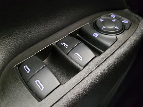 Used 2024 Chevrolet Equinox LT image 27