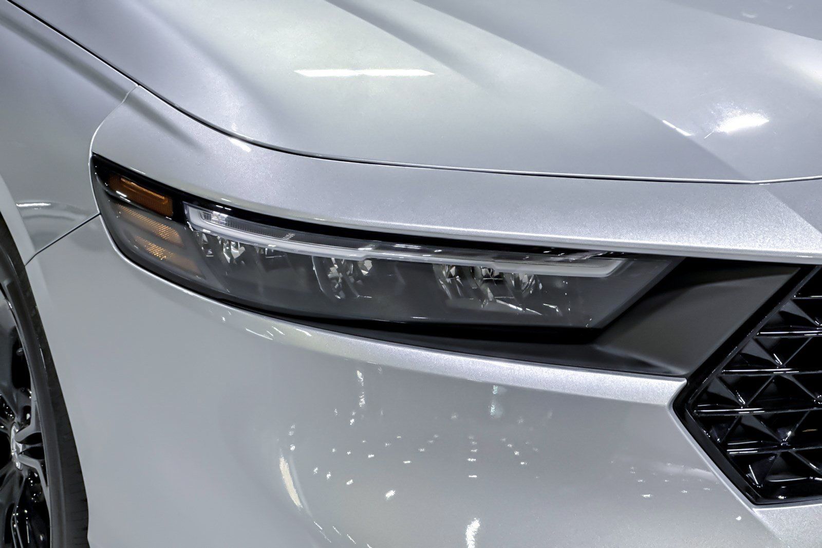 Used 2025 Honda Accord SE image 12