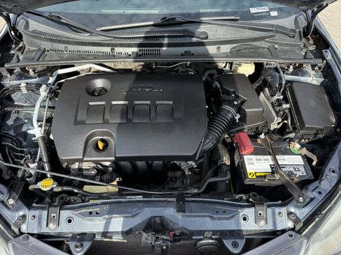 Used 2016 Toyota Corolla LE image 30