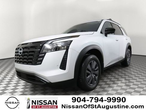 New 2026 Nissan Pathfinder SV image 1