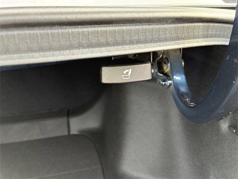 Used 2025 Honda Accord SE image 15