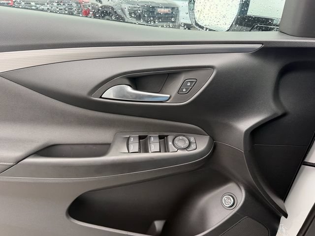 New 2026 Buick Envista Preferred FWD image 23