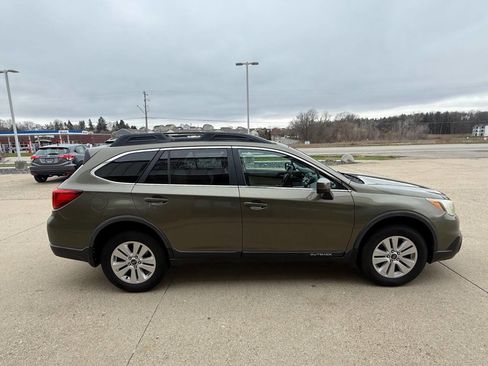 Used 2015 Subaru Outback 2.5i Premium w/ Protection Package #2 AWD/4WD image 7