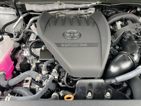 Used 2026 Toyota Highlander Limited AWD/4WD image 18