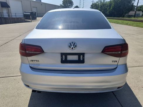 Used 2016 Volkswagen Jetta S image 3